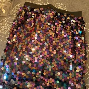 Sequin skirt, stunning mid length, disco vibes!